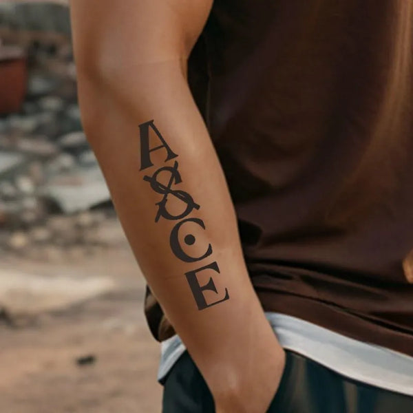 2pcs Straw Hat Imprint Temporary Body Tattoo Stickers